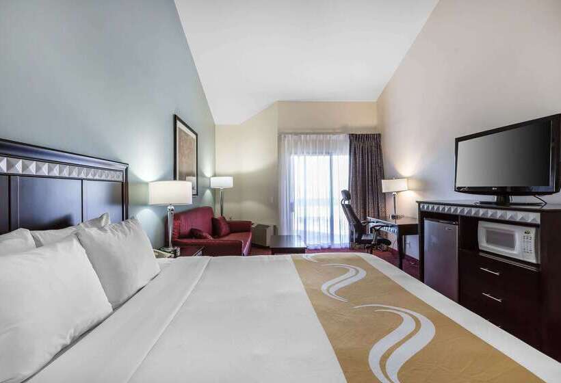 هتل Quality Inn & Suites Irvine Spectrum