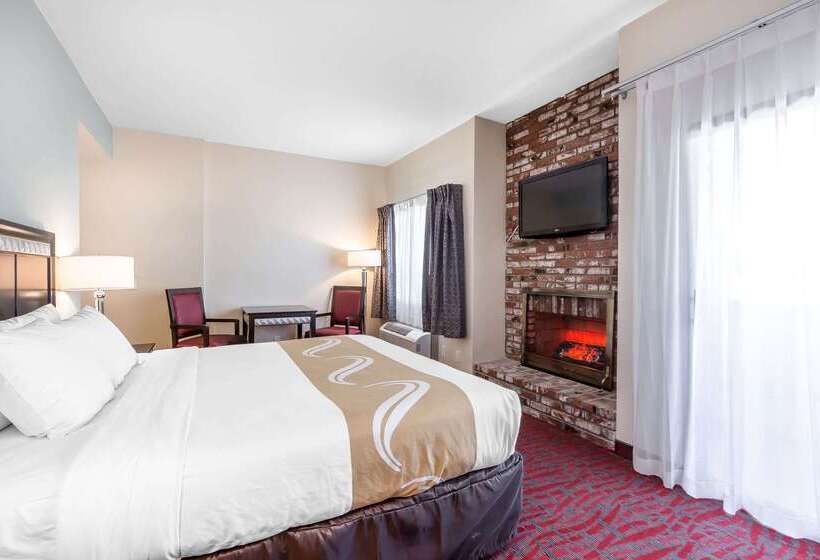 هتل Quality Inn & Suites Irvine Spectrum