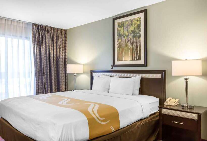 هتل Quality Inn & Suites Irvine Spectrum