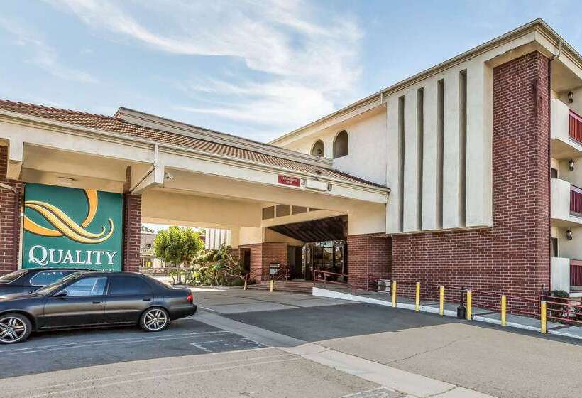 هتل Quality Inn & Suites Irvine Spectrum