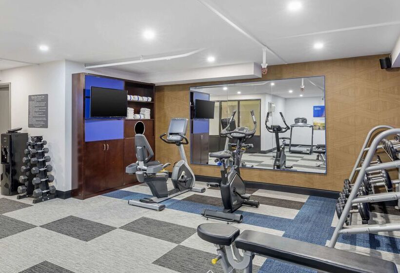 هتل Comfort Inn & Suites Irvine Spectrum
