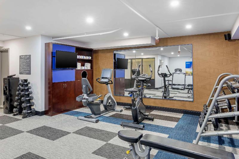 هتل Comfort Inn & Suites Irvine Spectrum