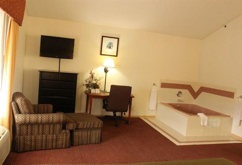 فندق Portofino Beach Inn