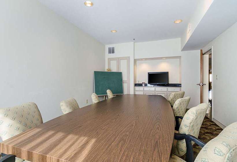 فندق Quality Suites Springdale West I 49