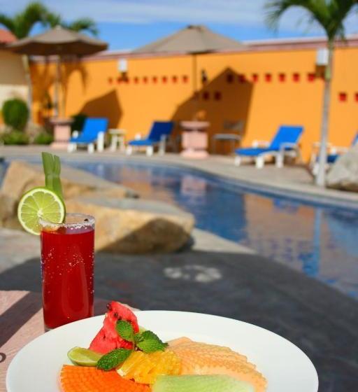 هتل Quinta Del Sol By Solmar