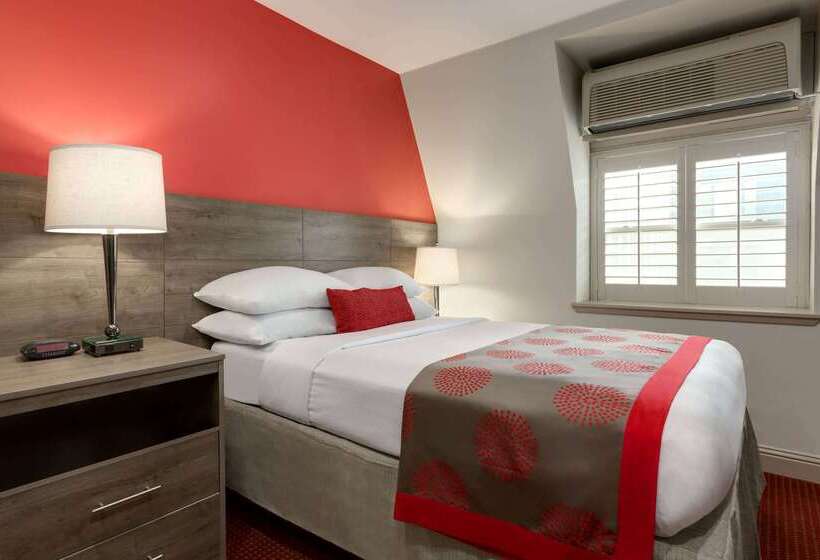 فندق Ramada By Wyndham Oakland Downtown City Center