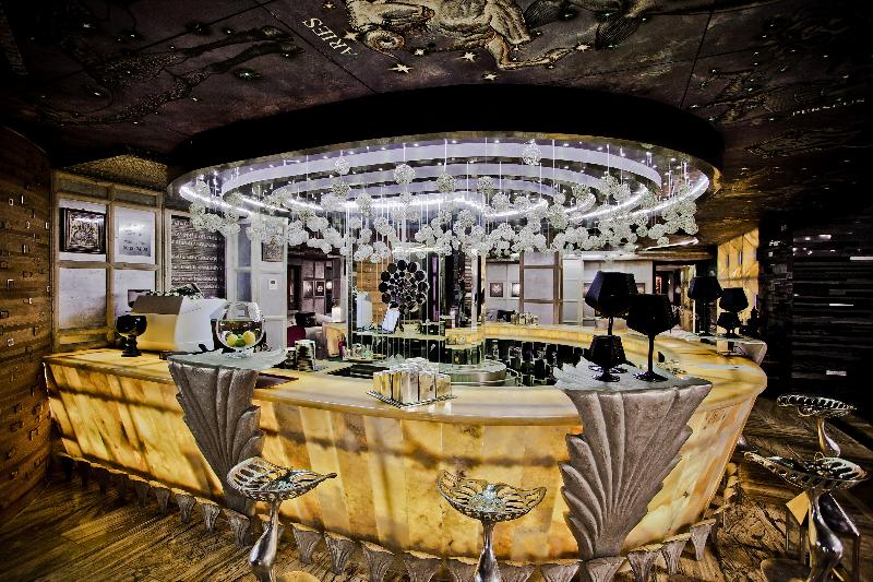 هتل Royal Castle Design & Spa