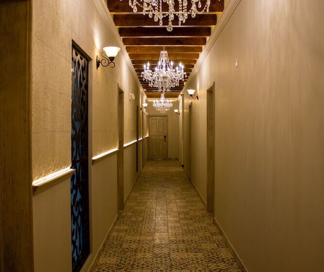 Fotos del hotel Royalty:  8