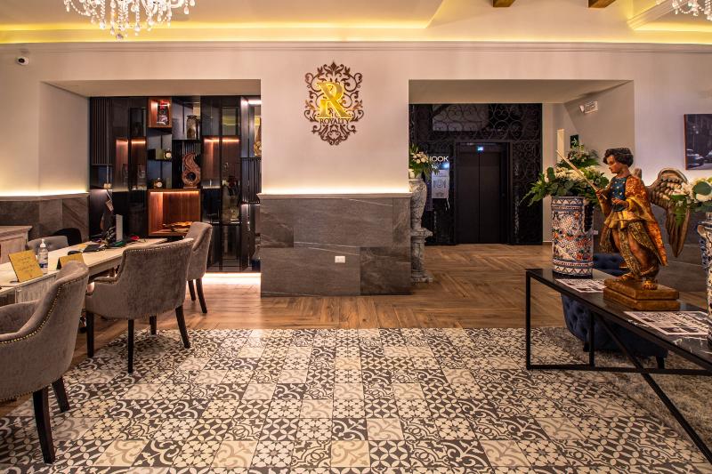 Fotos del hotel Royalty:  32