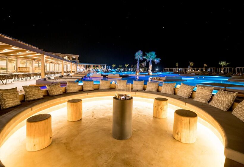 هتل Senseana Sea Side Resort & Aquadventure