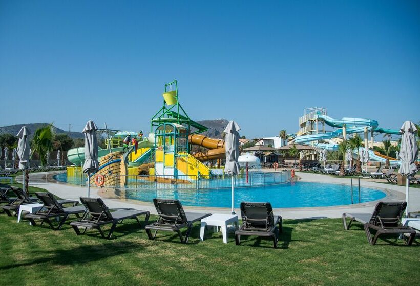 هتل Senseana Sea Side Resort & Aquadventure