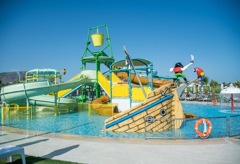 هتل Senseana Sea Side Resort & Aquadventure