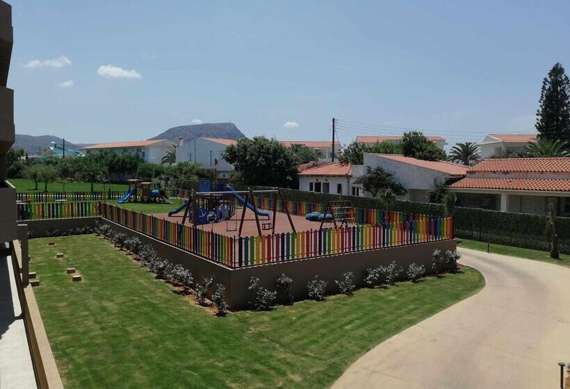 هتل Senseana Sea Side Resort & Aquadventure