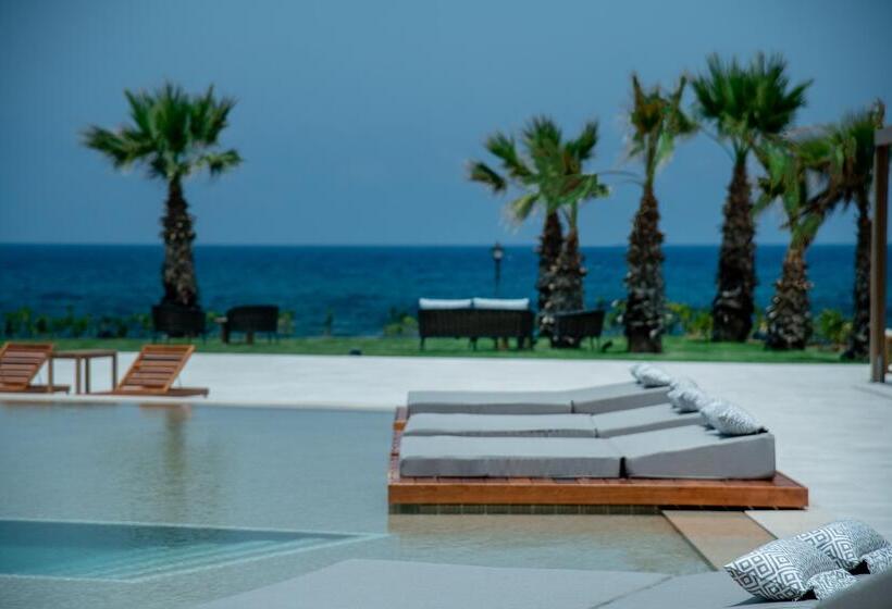 هتل Senseana Sea Side Resort & Aquadventure
