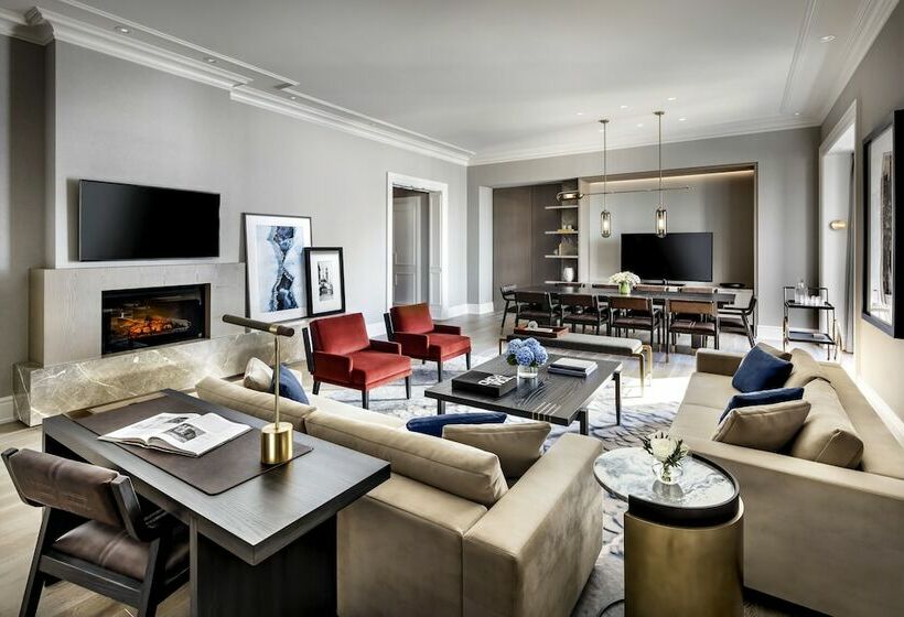 Отель The St. Regis Toronto