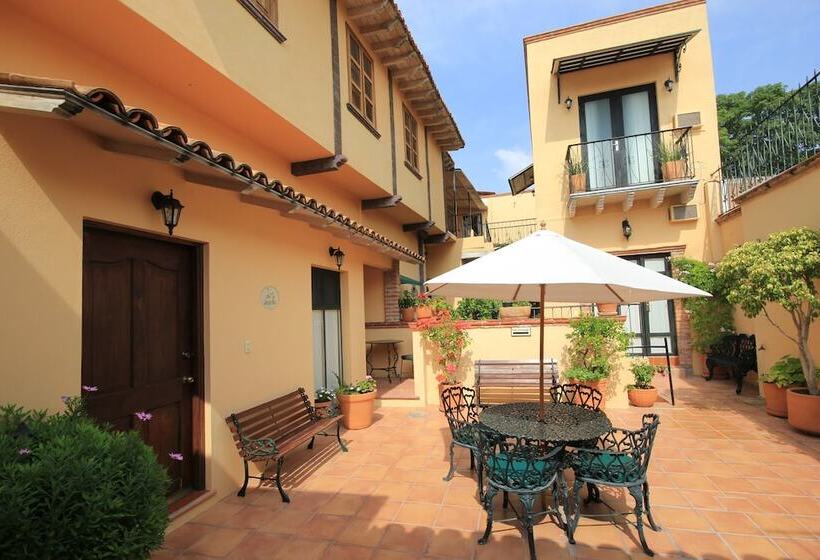هتل Villa Mirasol