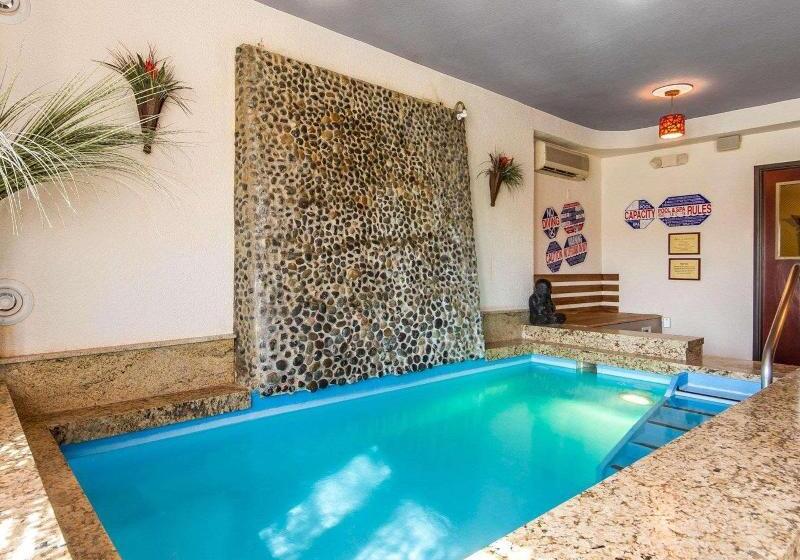 هتل Villa Montes