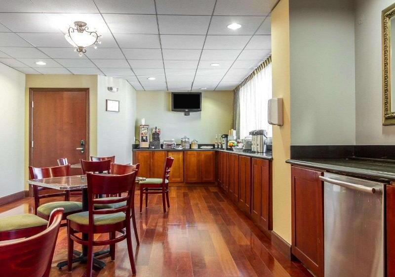 هتل Villa Montes