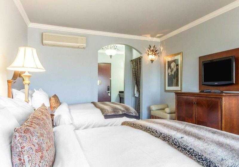 هتل Villa Montes