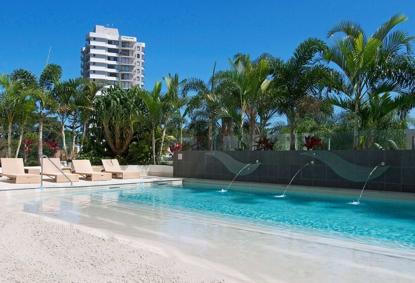 Отель Wyndham Surfers Paradise