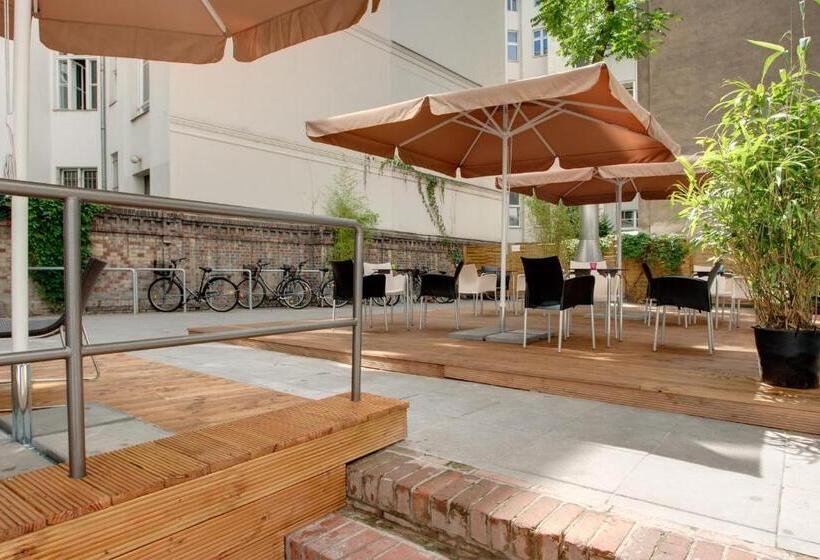 Fotos del hotel Meininger  Berlin Mitte:  24