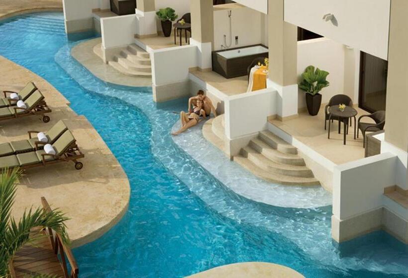 استراحتگاه Secrets Wild Orchid