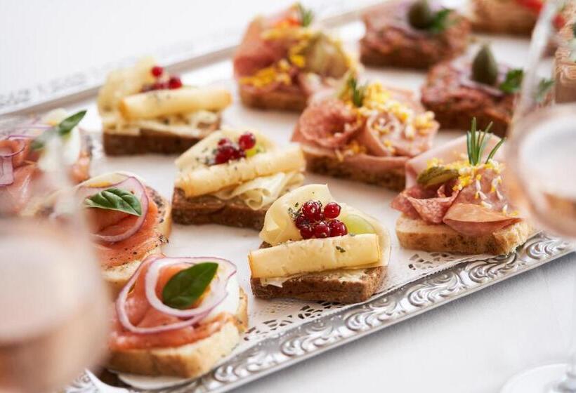 ホテル Breitenfelderhof Zur Riegersburg