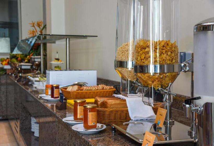 Fotos del hotel Golden Tulip Zanzibar Airport:  28