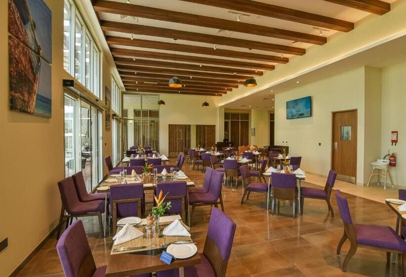 Fotos del hotel Golden Tulip Zanzibar Airport:  27