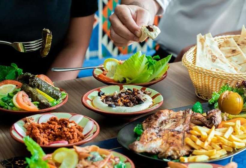 Fotos del hotel Grand Kingsgate Waterfront By Millennium Hotels:  39