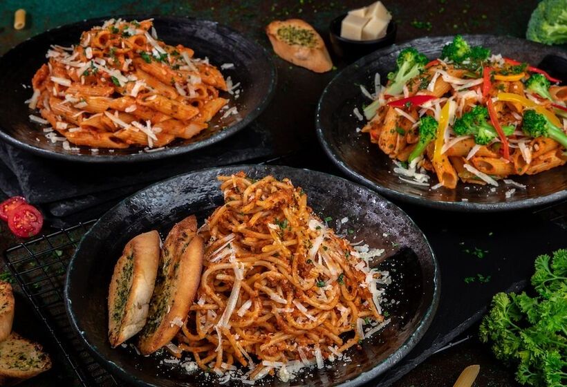 Fotos del hotel Grand Kingsgate Waterfront By Millennium Hotels:  30