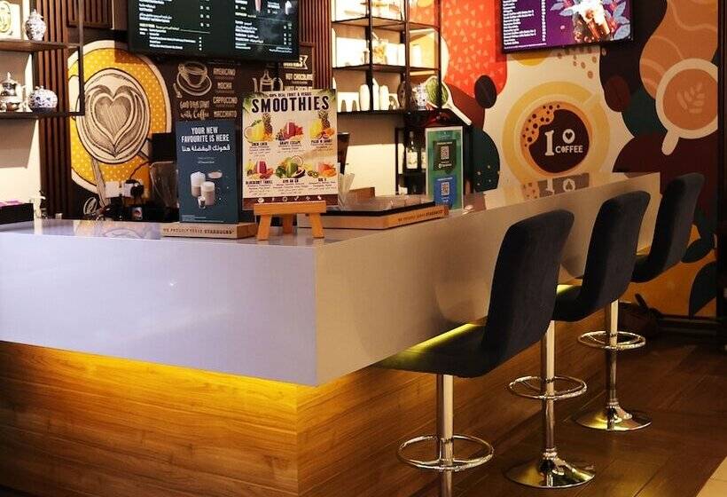 Fotos del hotel Grand Kingsgate Waterfront By Millennium Hotels:  34