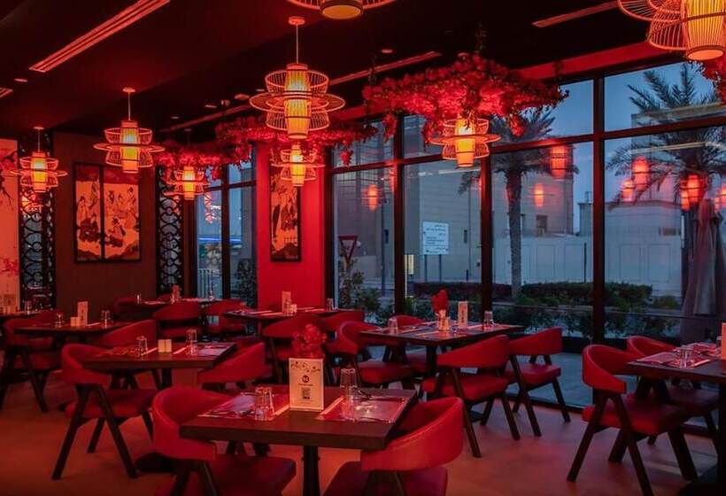 Fotos del hotel Grand Kingsgate Waterfront By Millennium Hotels:  59