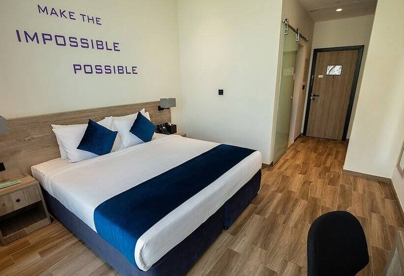 Fotos del hotel Grand Kingsgate Waterfront By Millennium Hotels:  4