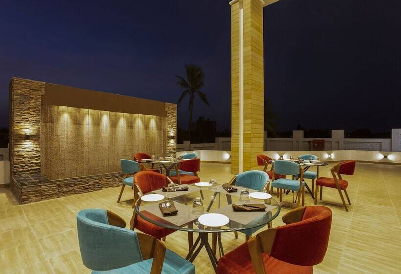 Отель Sarovar Portico Somnath