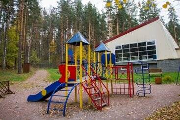 هتل Country Club Dacha