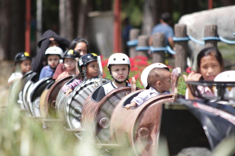 فندق Dahilayan Forest Park Resort