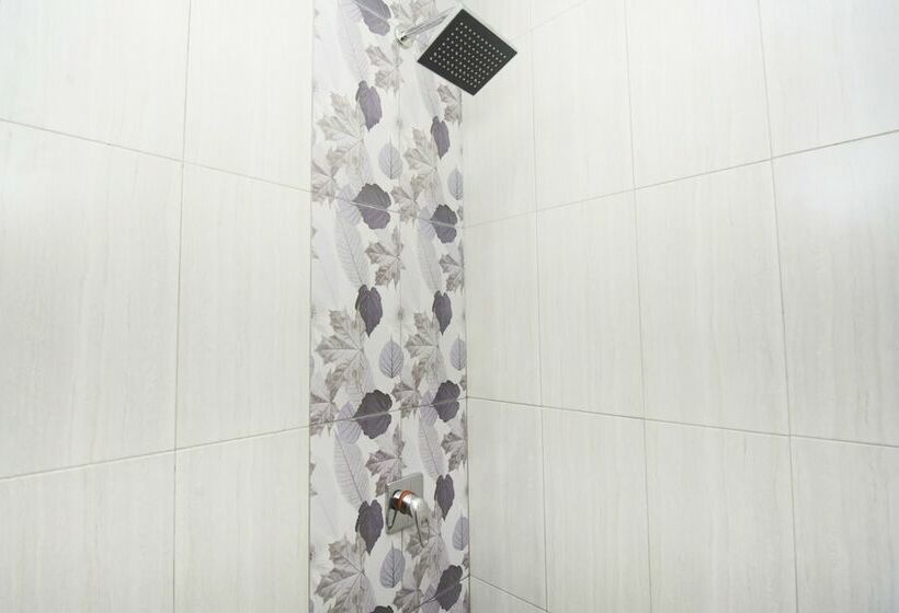 فندق Edelweiss Residence Syariah By Oyo Rooms