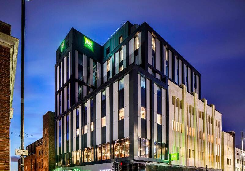 בית מלון כפרי Spark By Hilton London Romford