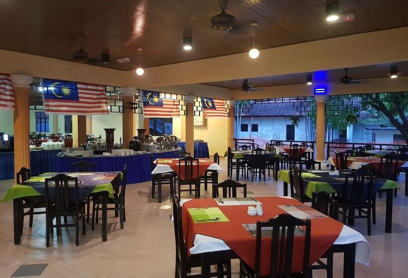 هتل Pangkor Holiday Resort