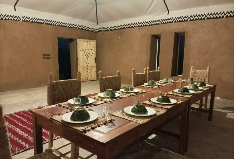 پانسیون Camp Sahara Dunes