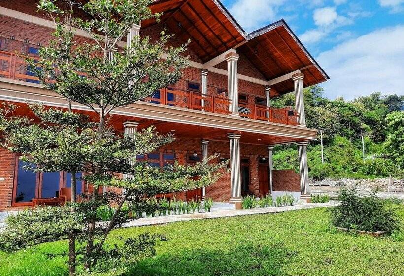 پانسیون Juma Cottages