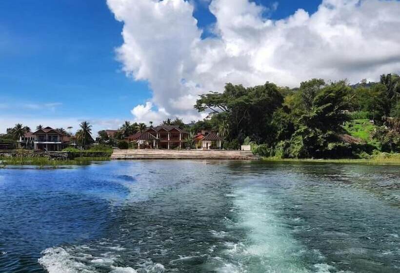 پانسیون Juma Cottages