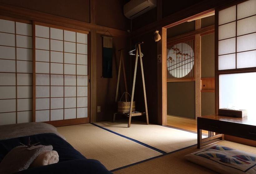 بنسيون Shimanto Riverside Hideaway