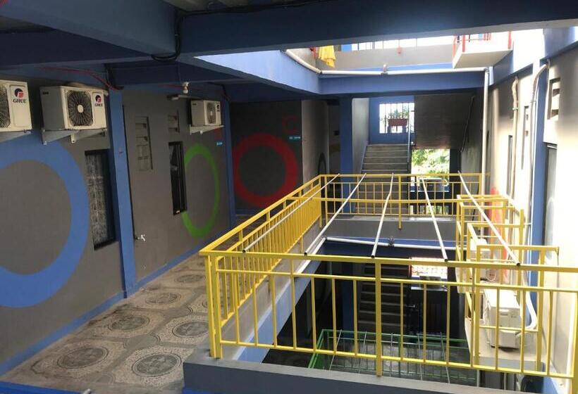 هتل Collection O Tunas Plaza Residence