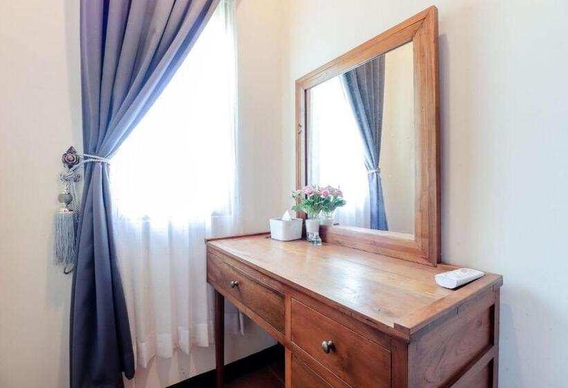 هتل Balkondes Duta Menoreh