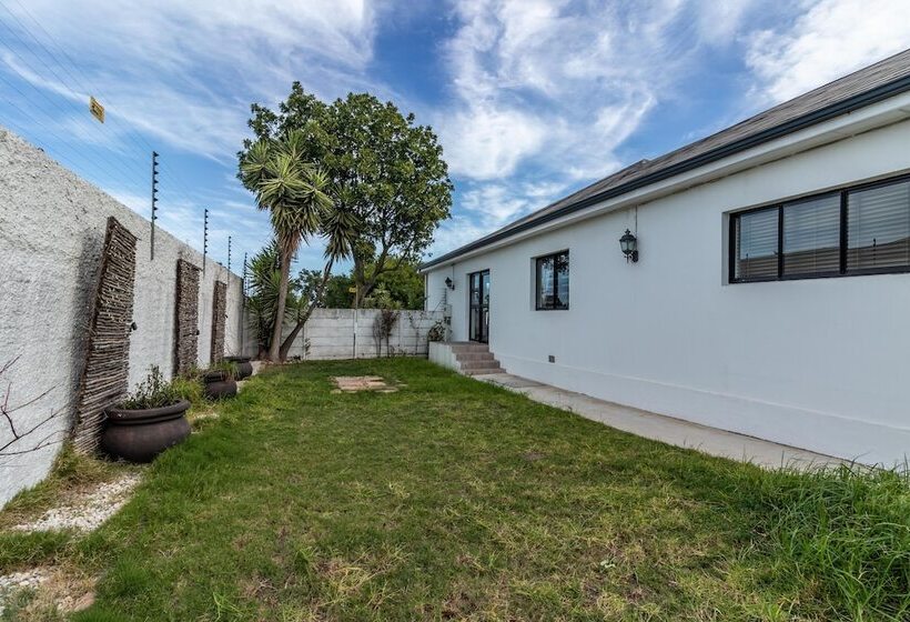 هتل Cashmere Suites