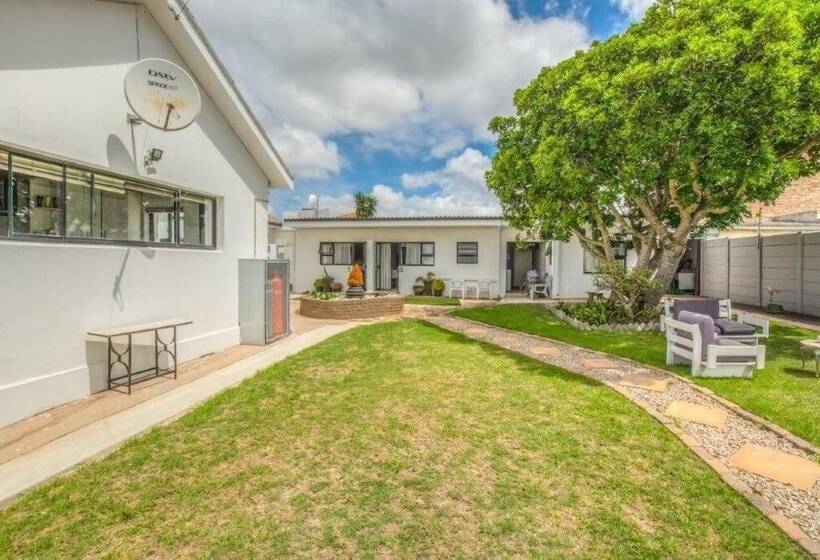 هتل Cashmere Suites