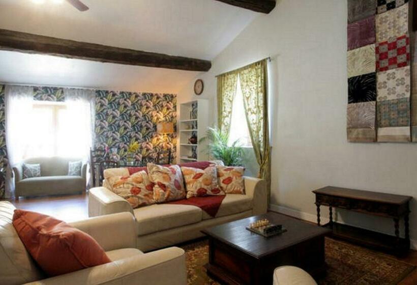 ホテル Maison De Textile