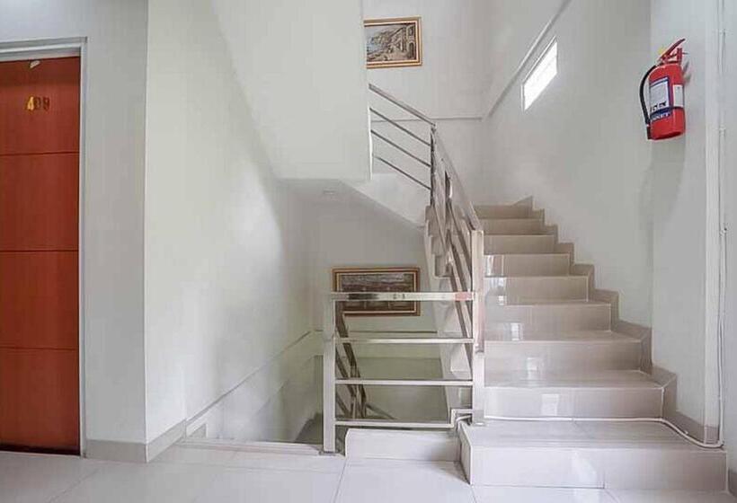 هتل Reddoorz Plus Near Palembang Airport 3